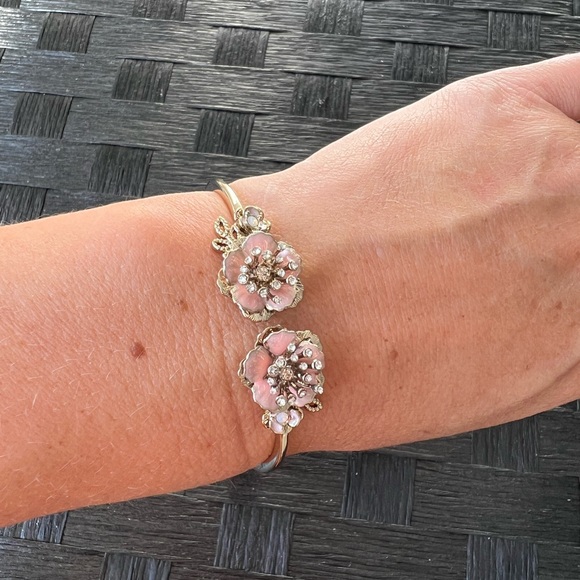 Marchesa Bracelet - Picture 5 of 5